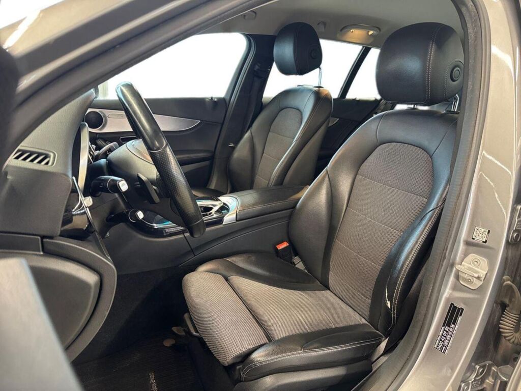Mercedes-Benz C 2015 Harmaa