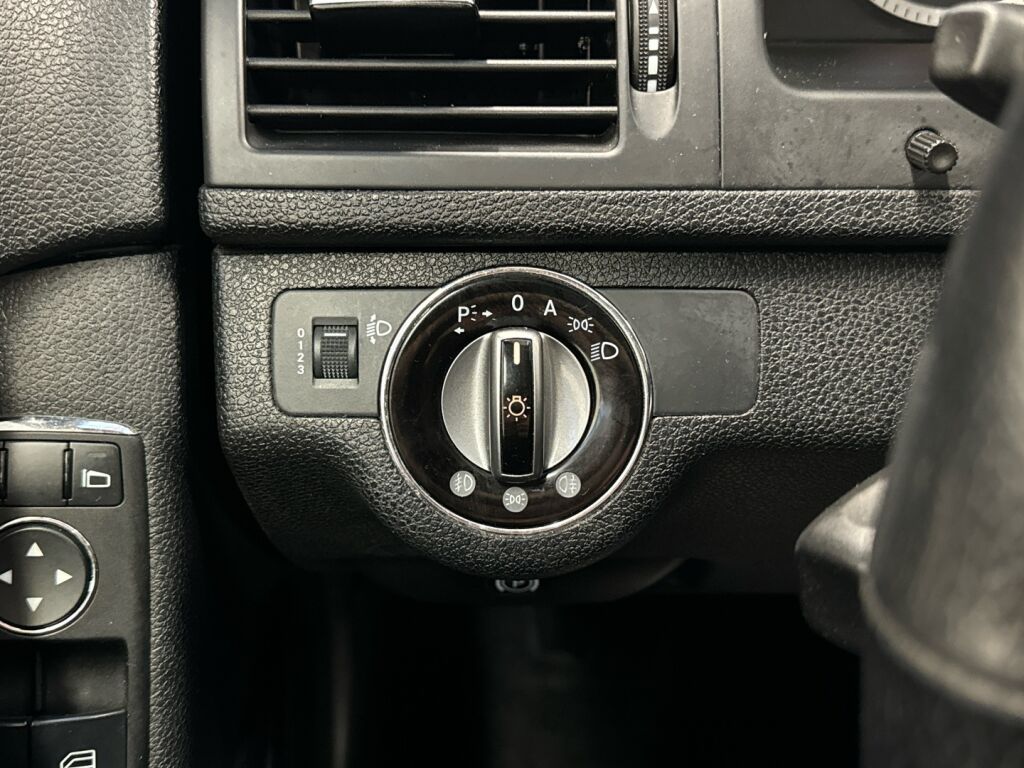 Mercedes-Benz C 2008 Harmaa