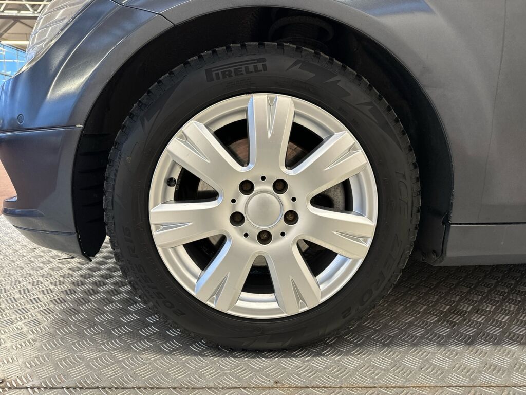 Mercedes-Benz C 2008 Harmaa