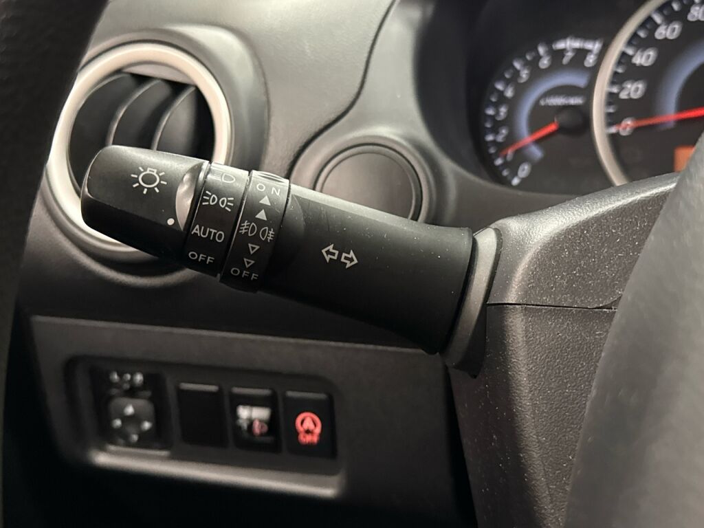 Mitsubishi Space Star 2015 Valkoinen