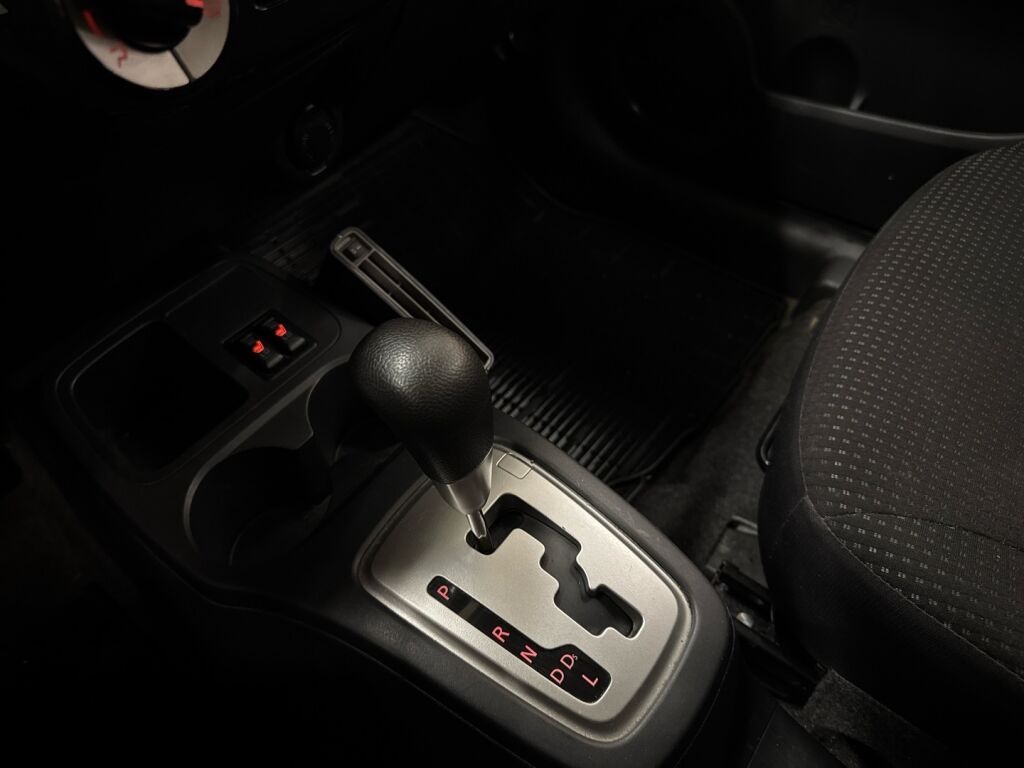 Mitsubishi Space Star 2015 Valkoinen