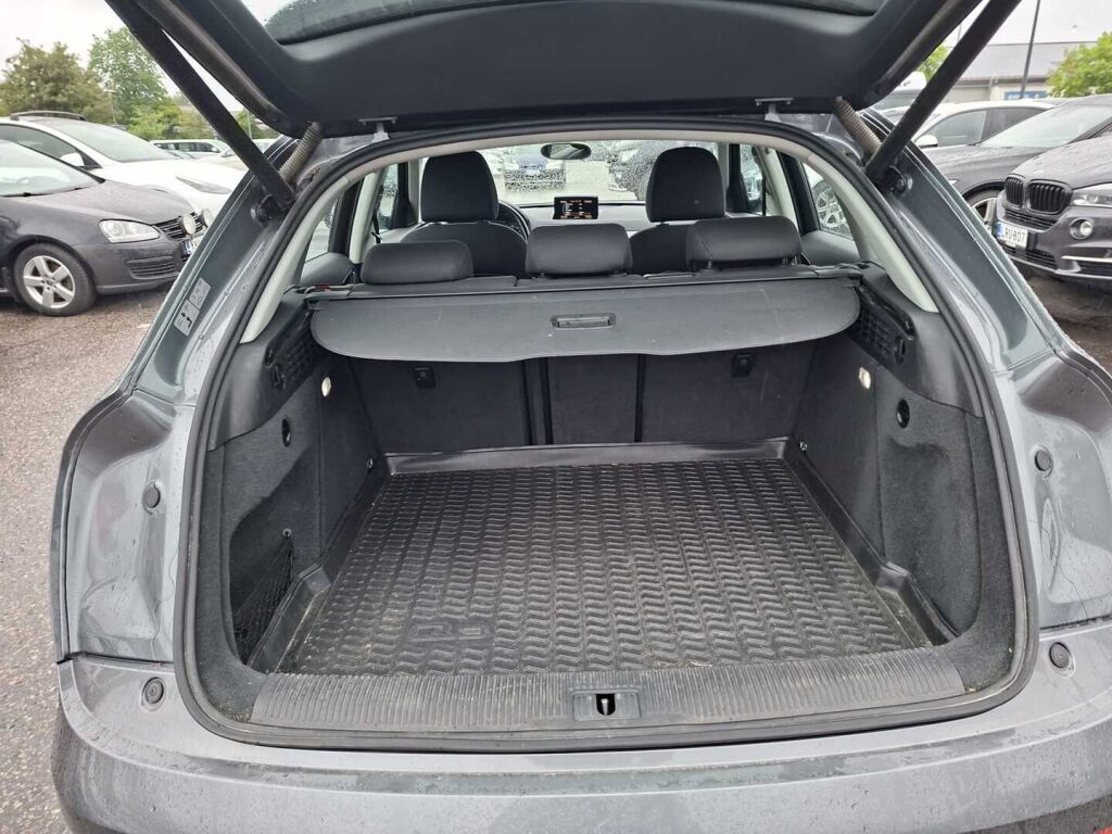 Audi Q3 2015 Harmaa