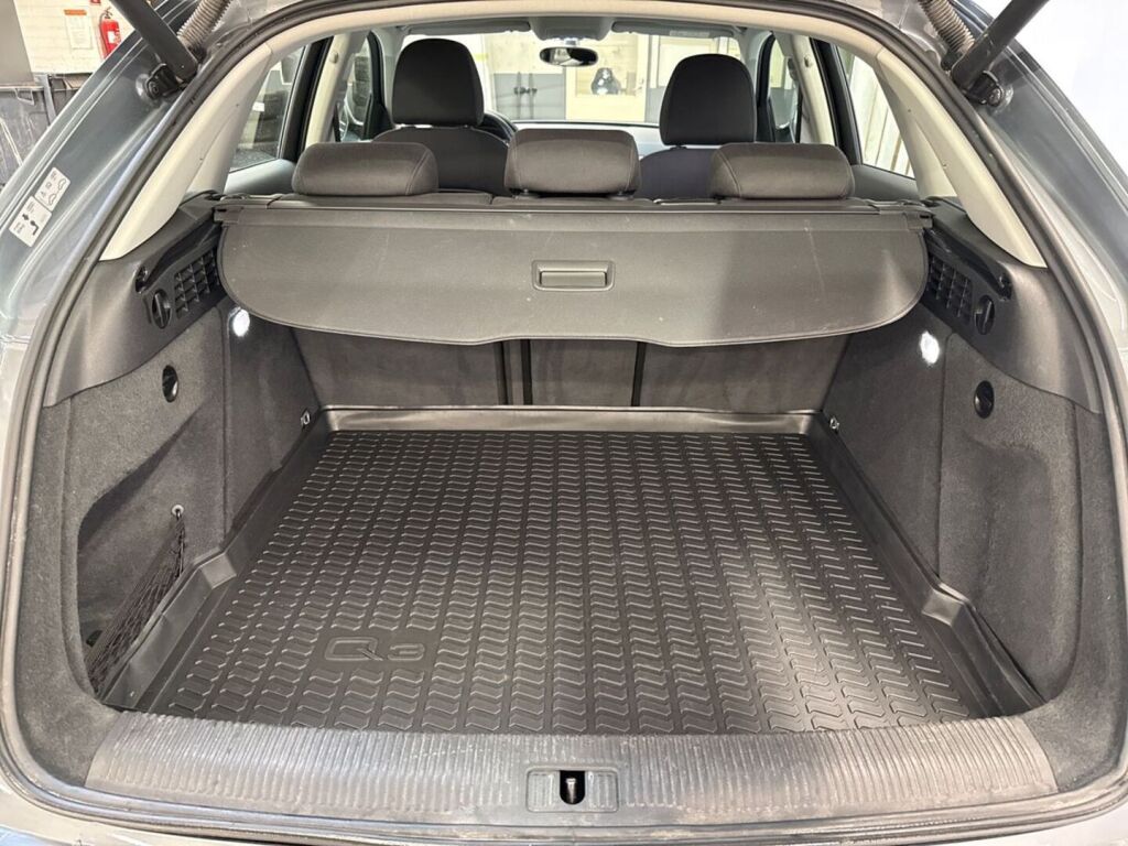 Audi Q3 2015 Harmaa