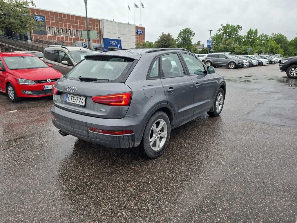 Audi Q3 2015 Harmaa