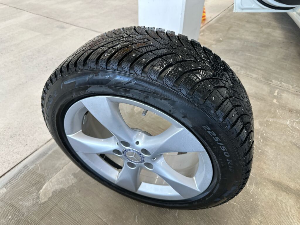 Mercedes-Benz CLA 2015 Valkoinen