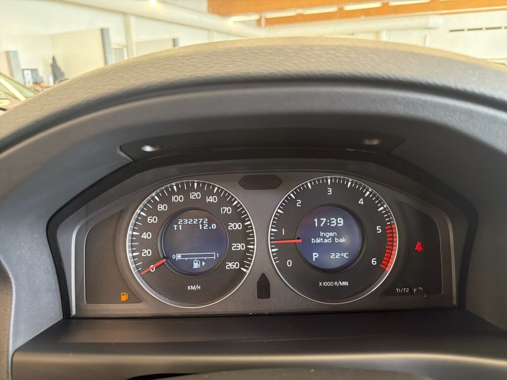 Volvo XC70 2008 Musta