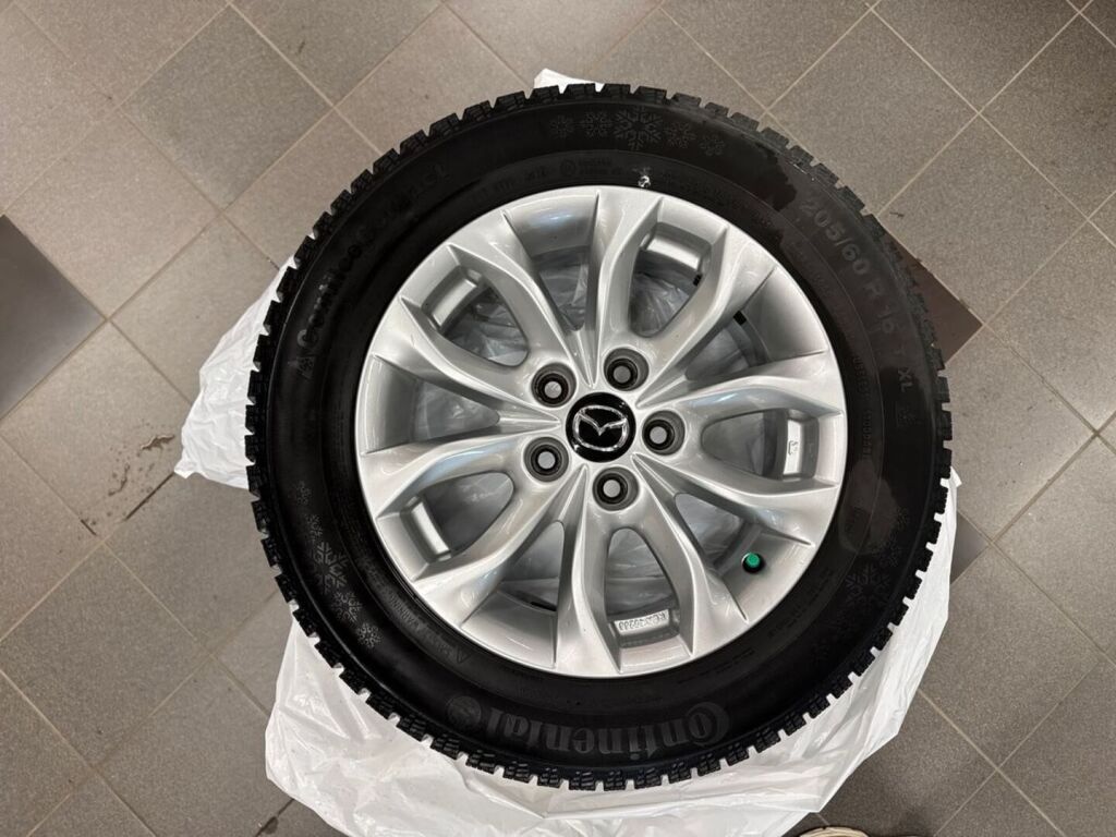 Mazda Mazda3 2015 Valkoinen