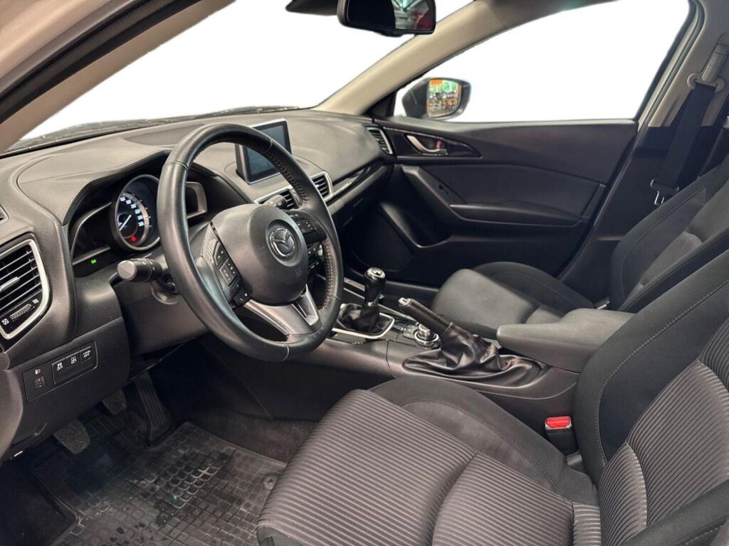 Mazda Mazda3 2015 Valkoinen