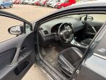 Toyota Avensis 2015 Harmaa
