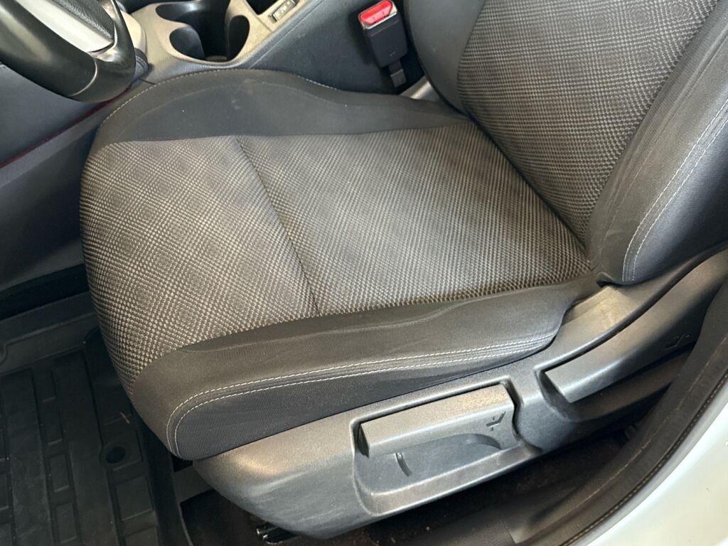 Nissan Qashqai 2015 Valkoinen