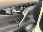Nissan Qashqai 2015 Valkoinen