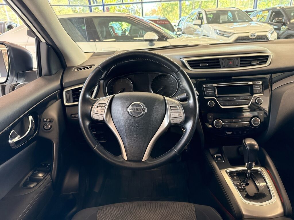 Nissan Qashqai 2015 Valkoinen