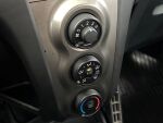 Toyota Yaris 2010 Harmaa