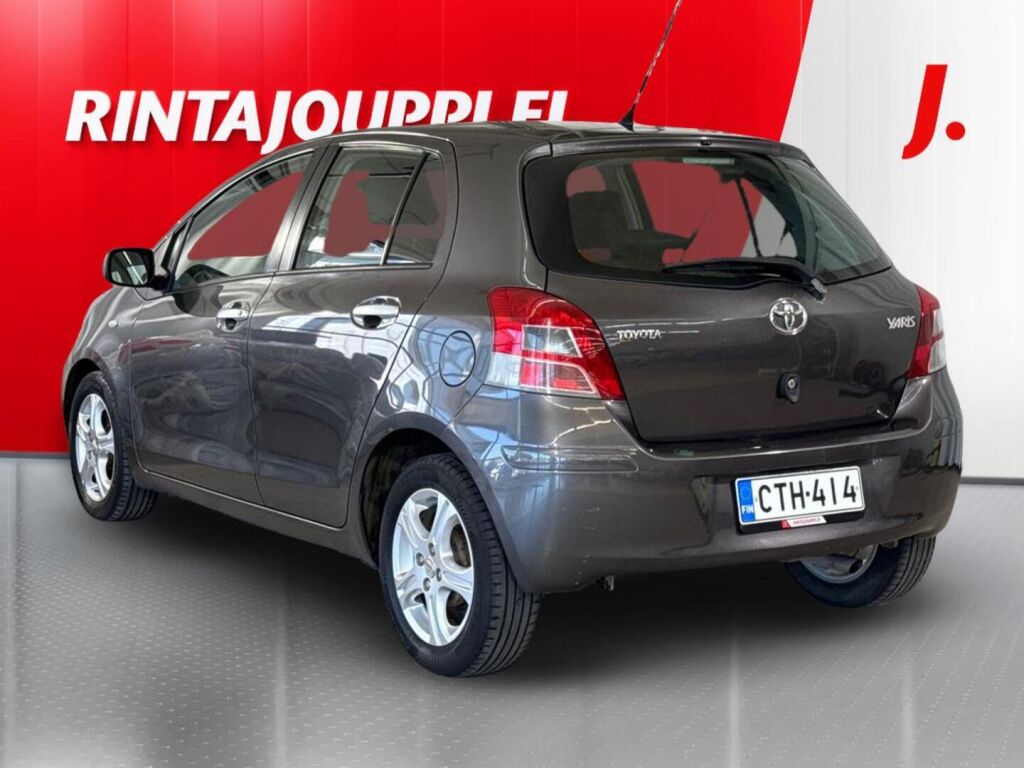Toyota Yaris 2010 Harmaa