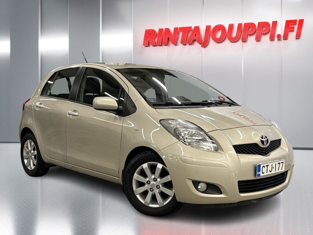 Toyota Yaris 2010 Hopea