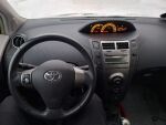 Toyota Yaris 2010 Hopea