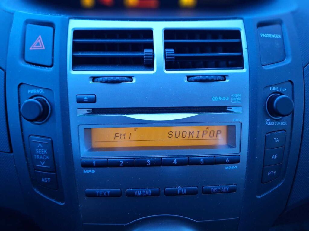 Toyota Yaris 2010 Hopea