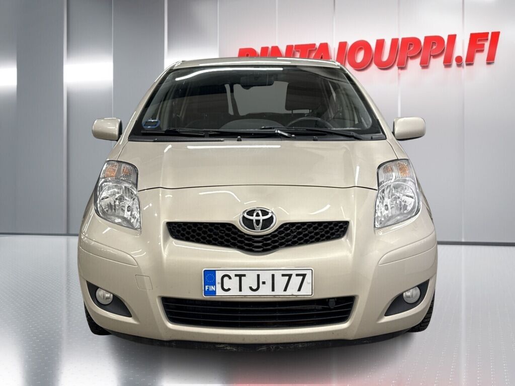 Toyota Yaris 2010 Hopea