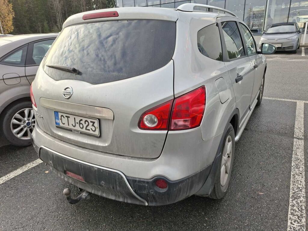 Nissan Qashqai+2 2010 Hopea