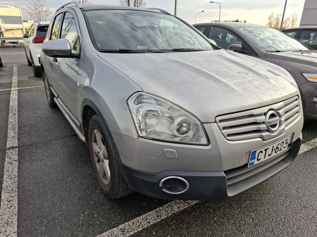 Nissan Qashqai+2 2010 Hopea