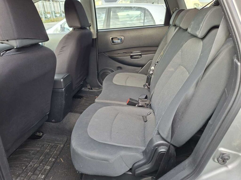 Nissan Qashqai+2 2010 Hopea