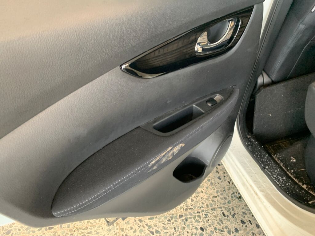 Nissan Qashqai 2015 Valkoinen