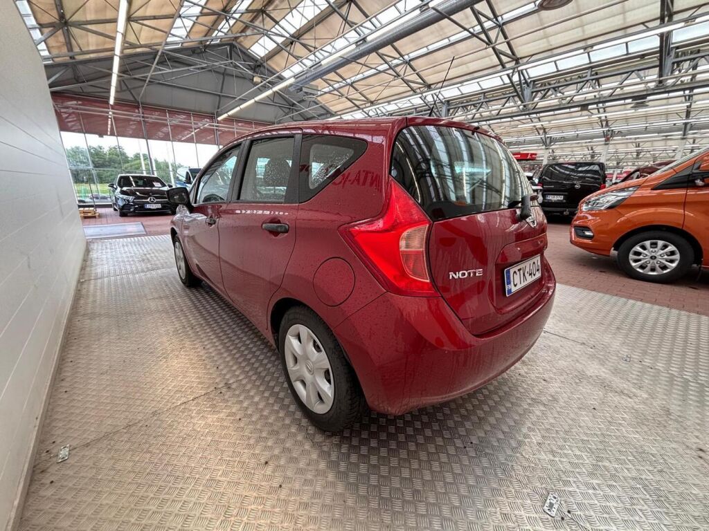 Nissan Note 2015 Punainen
