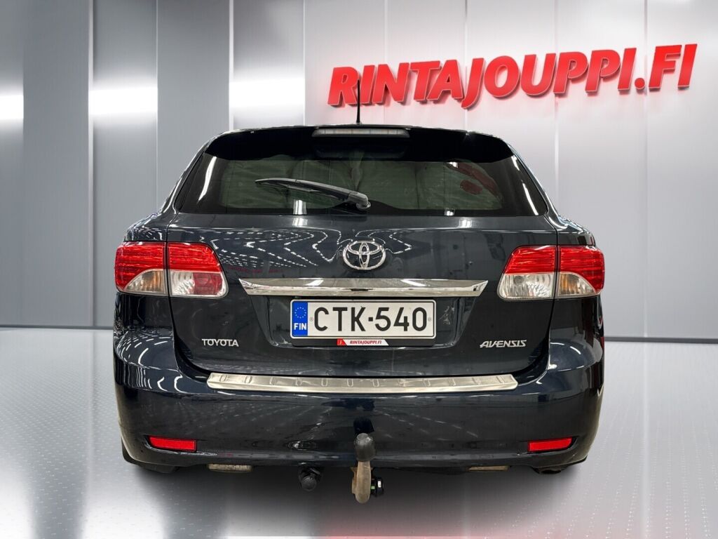 Toyota Avensis 2015 Harmaa