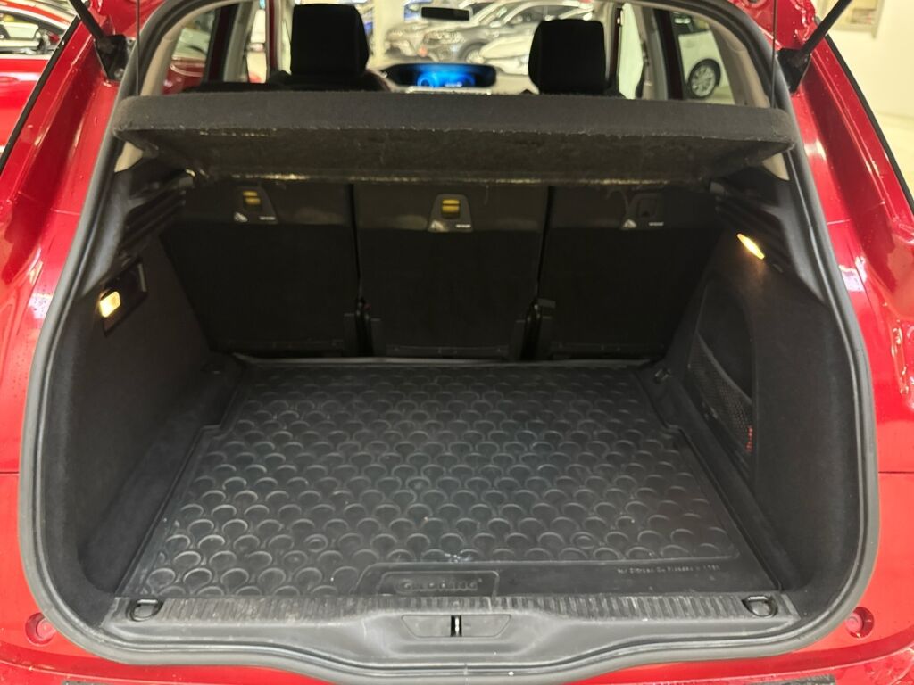 Citroen C4 Picasso 2015 Punainen