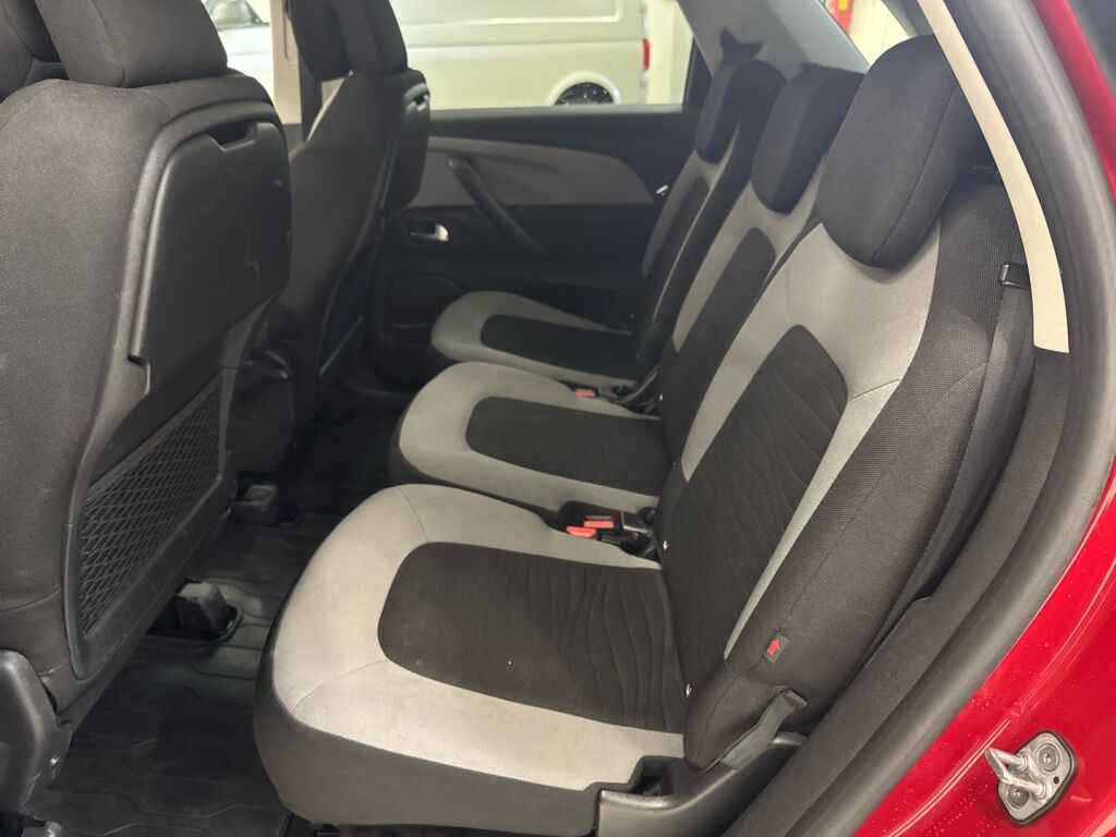 Citroen C4 Picasso 2015 Punainen