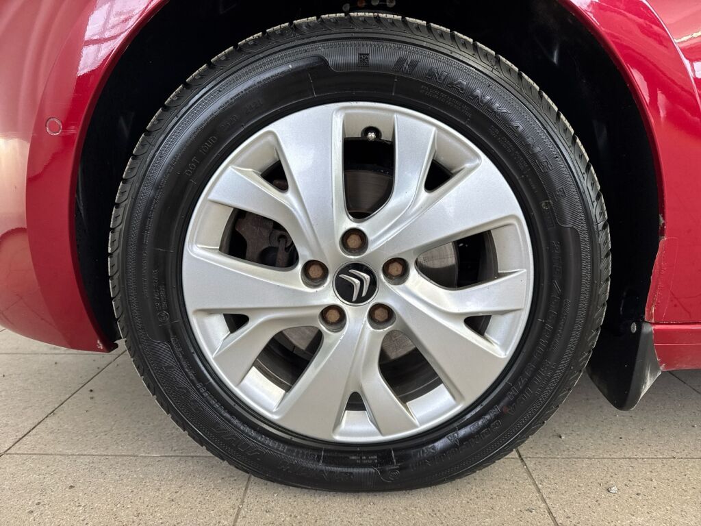 Citroen C4 Picasso 2015 Punainen