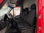 Mercedes-Benz Sprinter 2015 Punainen