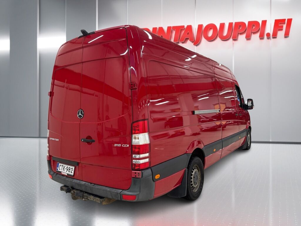 Mercedes-Benz Sprinter 2015 Punainen