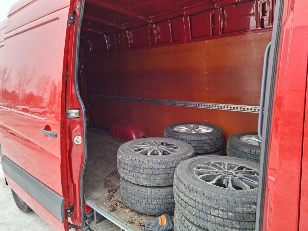 Mercedes-Benz Sprinter 2015 Punainen