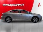 Toyota Avensis 2015 Ruskea (beige)