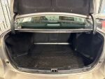 Toyota Avensis 2015 Ruskea (beige)