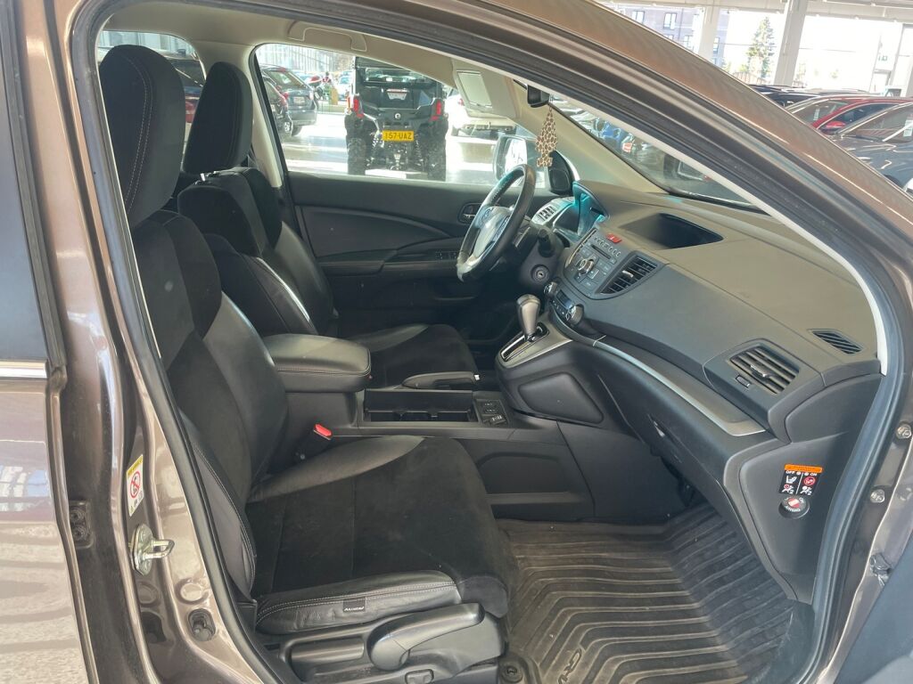 Honda CR-V 2015 Ruskea (beige)