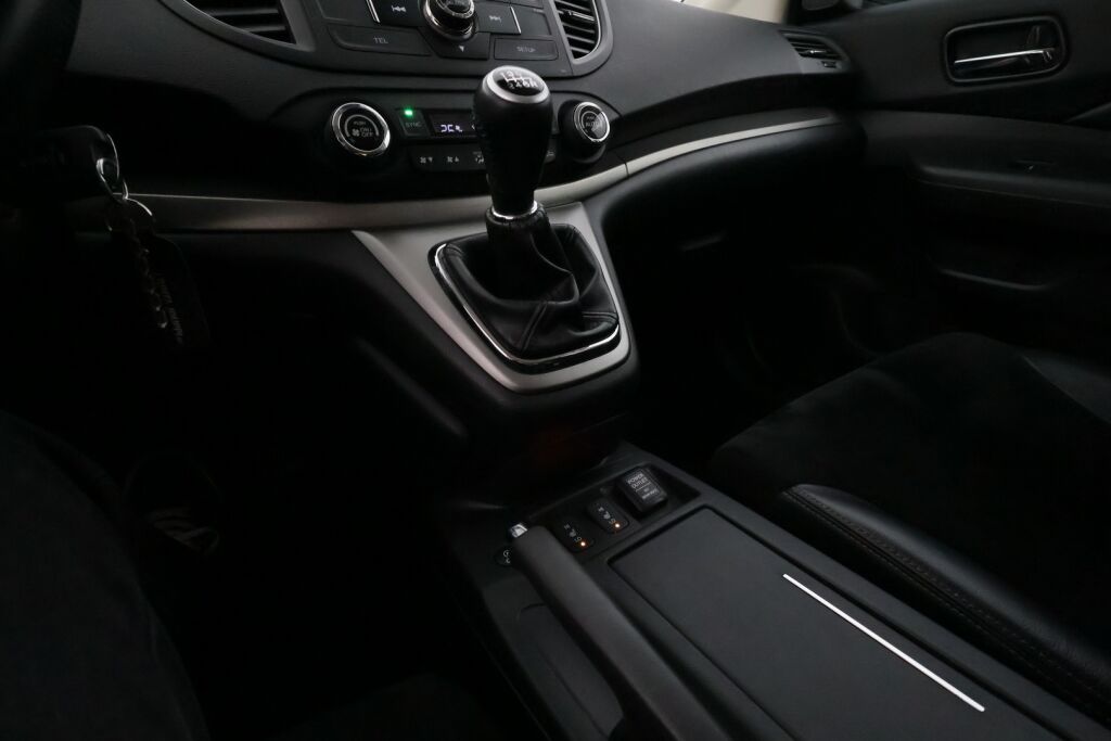 Honda CR-V 2015 Ruskea (beige)