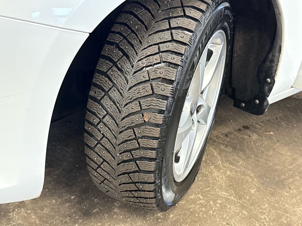 Volvo V60 2015 Valkoinen