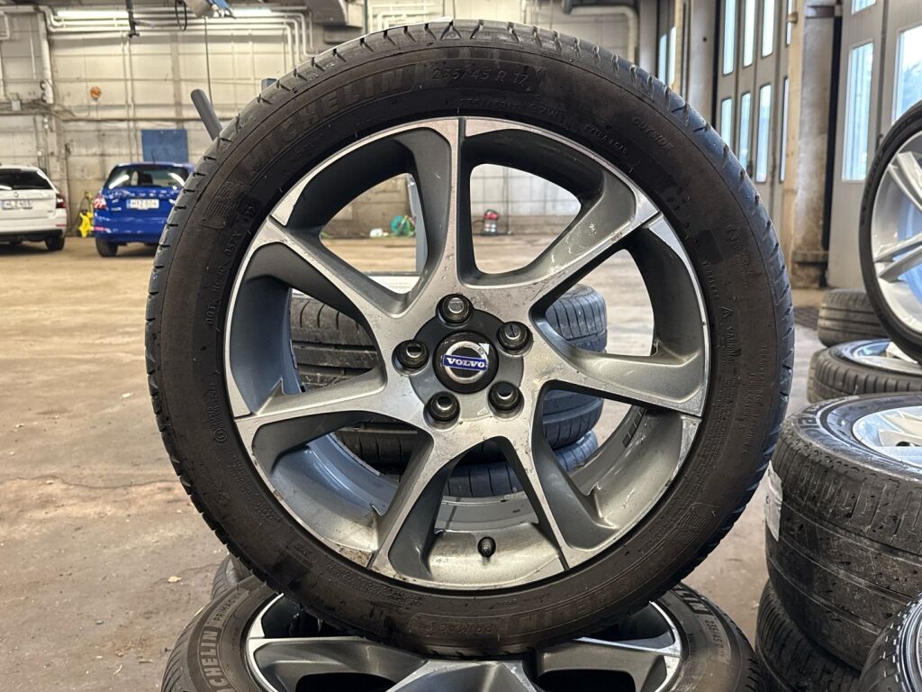 Volvo V60 2015 Valkoinen