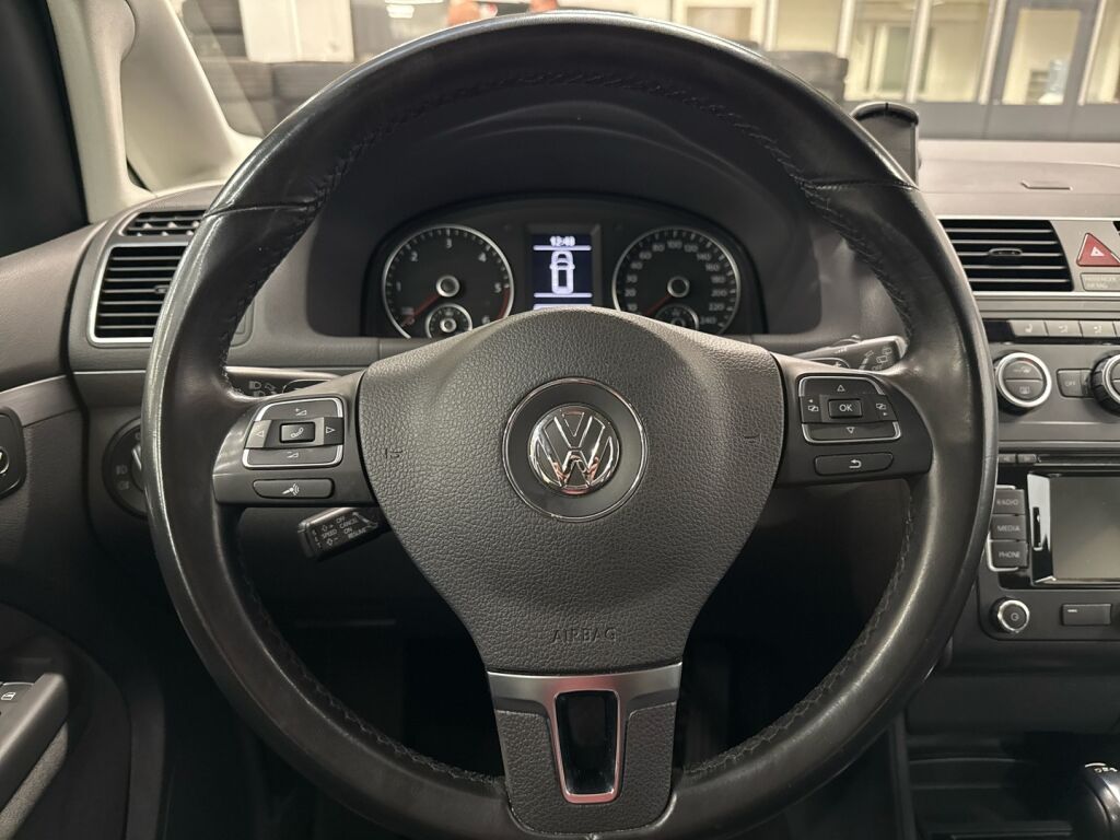 Volkswagen Touran 2015 Harmaa