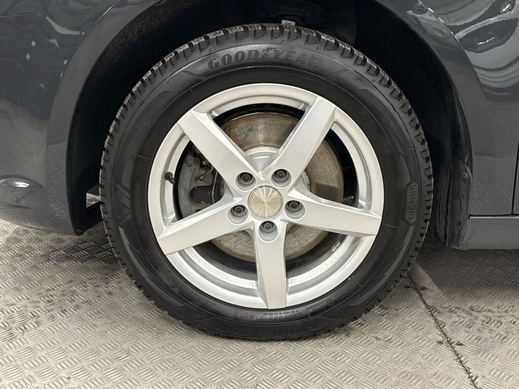 Volkswagen Touran 2015 Harmaa