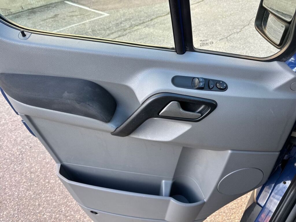 Volkswagen Crafter 2012 Sininen