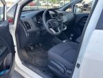 Kia Rio 2015 Valkoinen