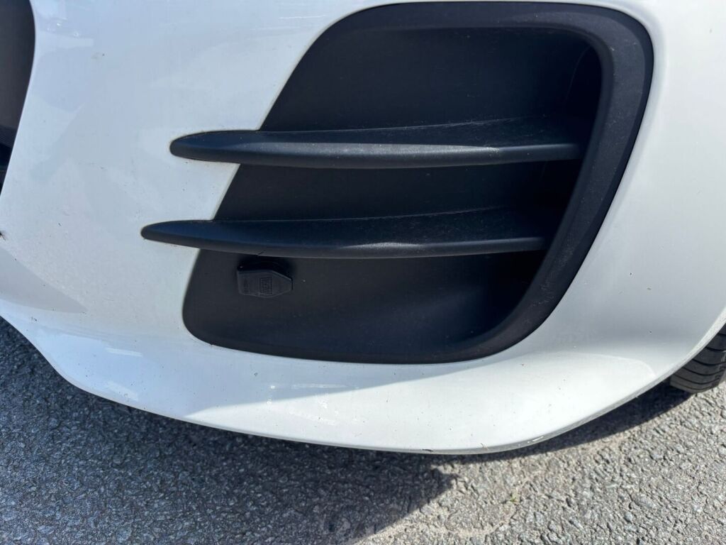 Kia Rio 2015 Valkoinen