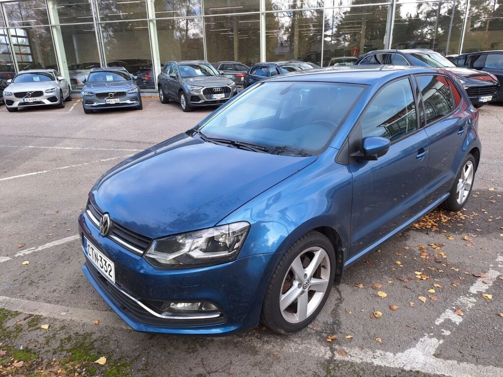 Volkswagen Polo 2015 Sininen
