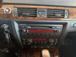 BMW 325 2007 Punainen