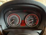 BMW 325 2007 Punainen