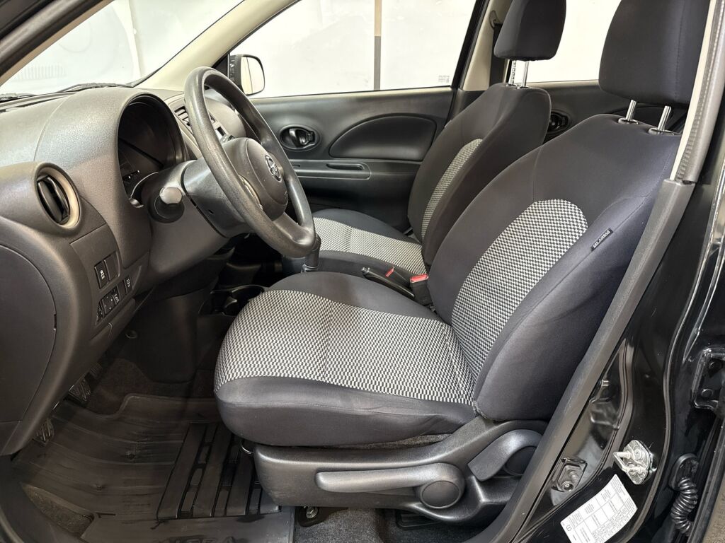 Nissan Micra 2015 Musta