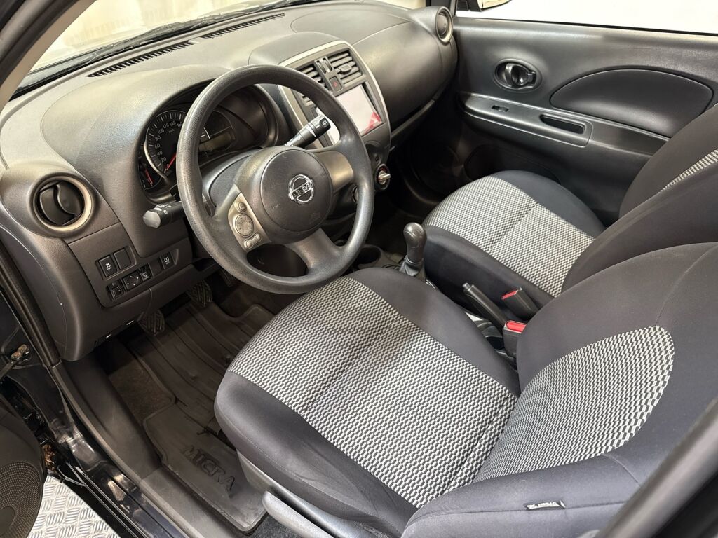 Nissan Micra 2015 Musta